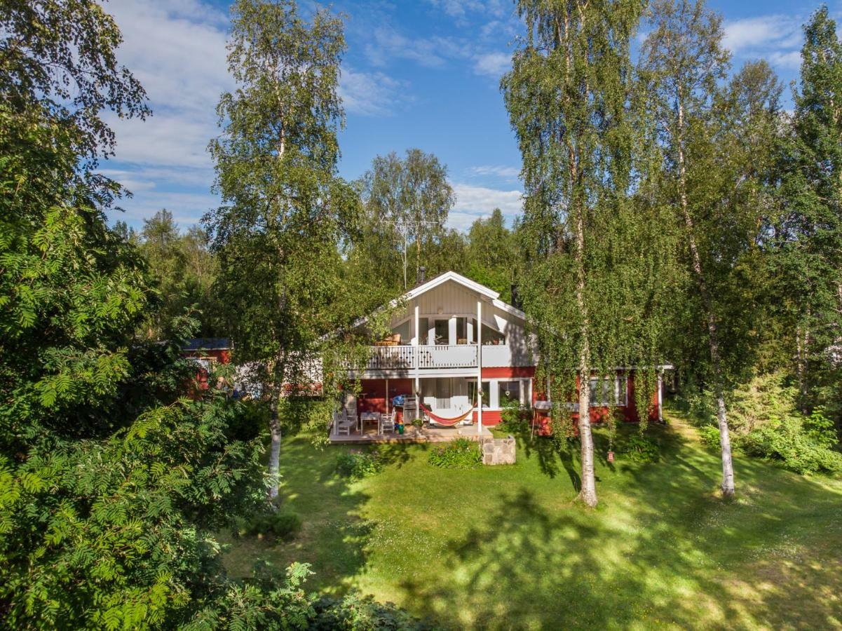 Riverhouse Lumo Ivalo Bagian luar foto